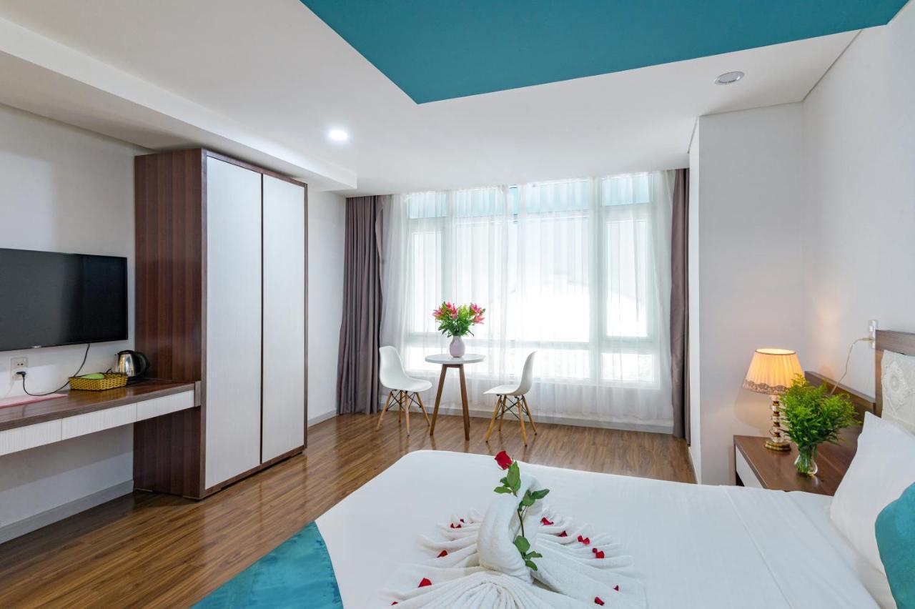 Rich Hotel 2*